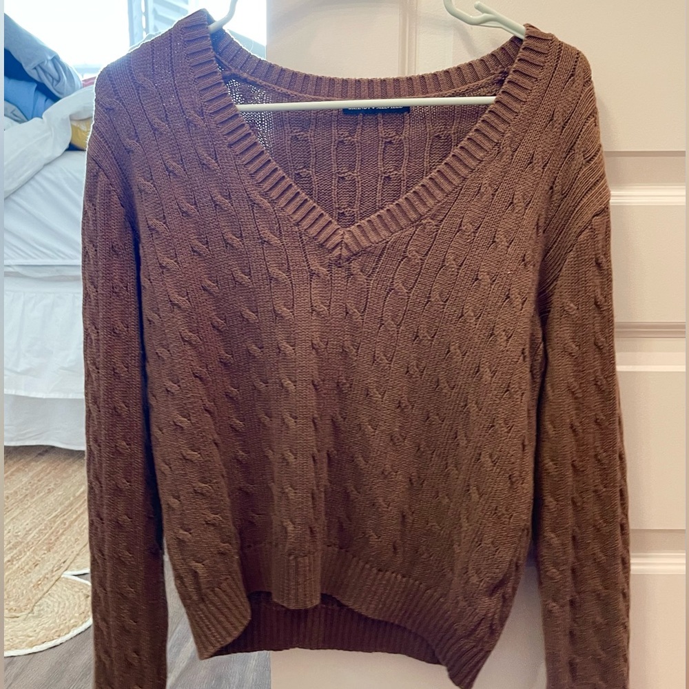 Brandy Melville sweater
